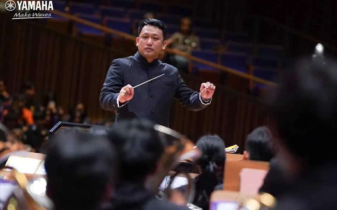 The Story of Ratwinit Bangkaeo Wind Symphony, through the Eyes of Kaisorn Julatip